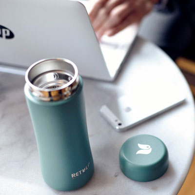 Reusable cups and mugs in offices