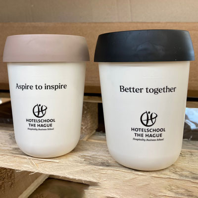 Reusable cups and mugs in education