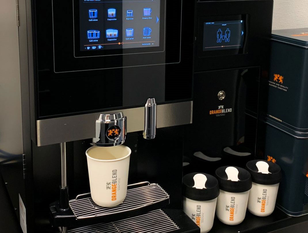 Coffeemachine Retulp - office reusable thermos cup SUP legislation